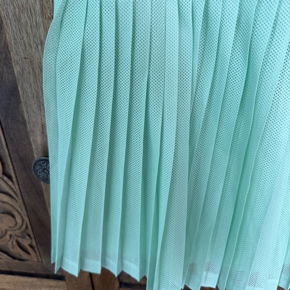 Free People Movement Rally Pleated Miniskirt Size M/L - Picture 10 of 13